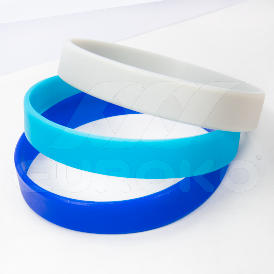 Prožna konstrukcija se prilagodi različnim velikostim zapestja.