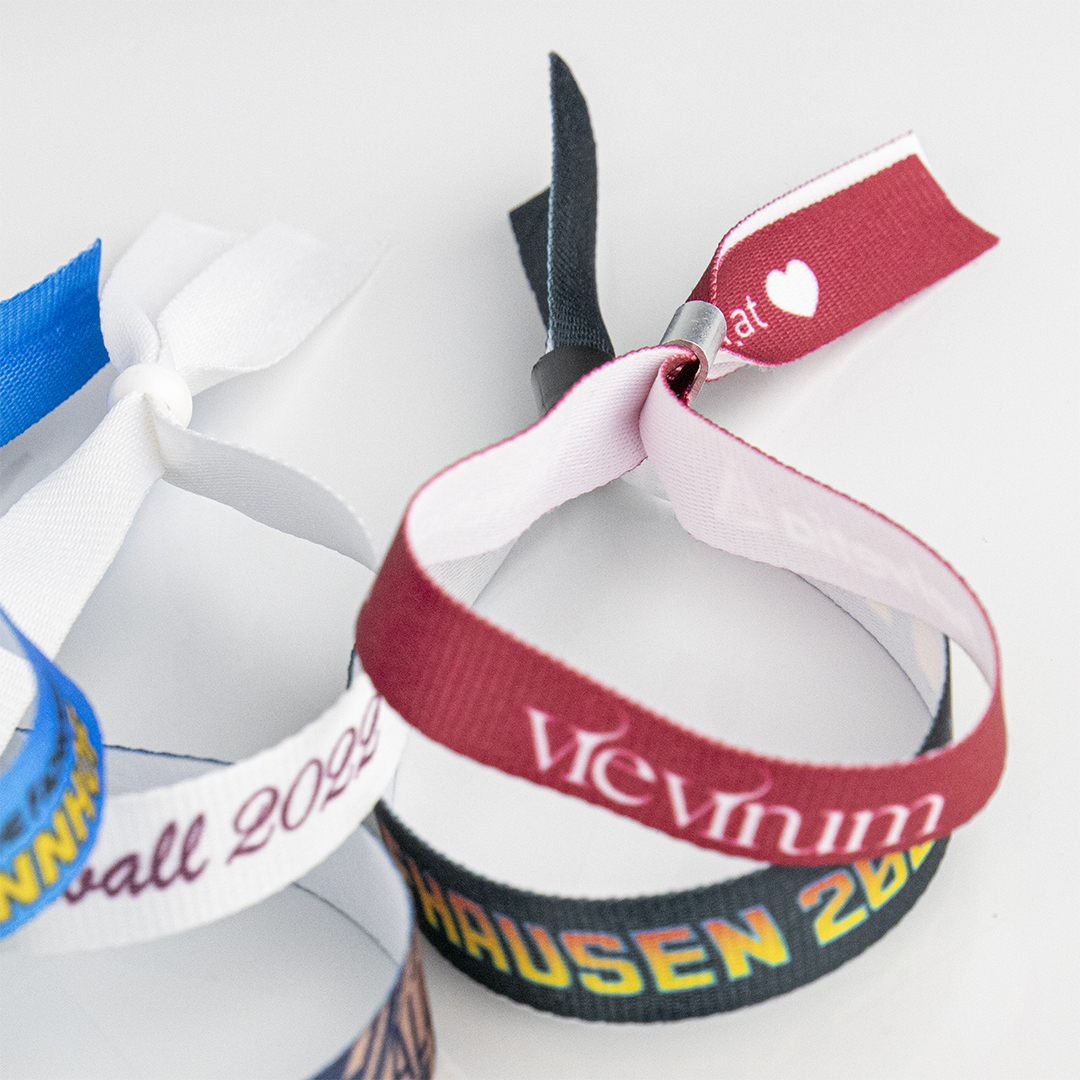 Občutite kakovost naših trajnih materialov od blizu.