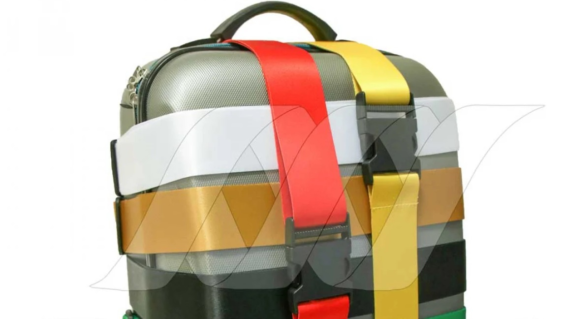 Nastavljiva dolžina se prilagodi vsem velikostim kovčkov in torb.