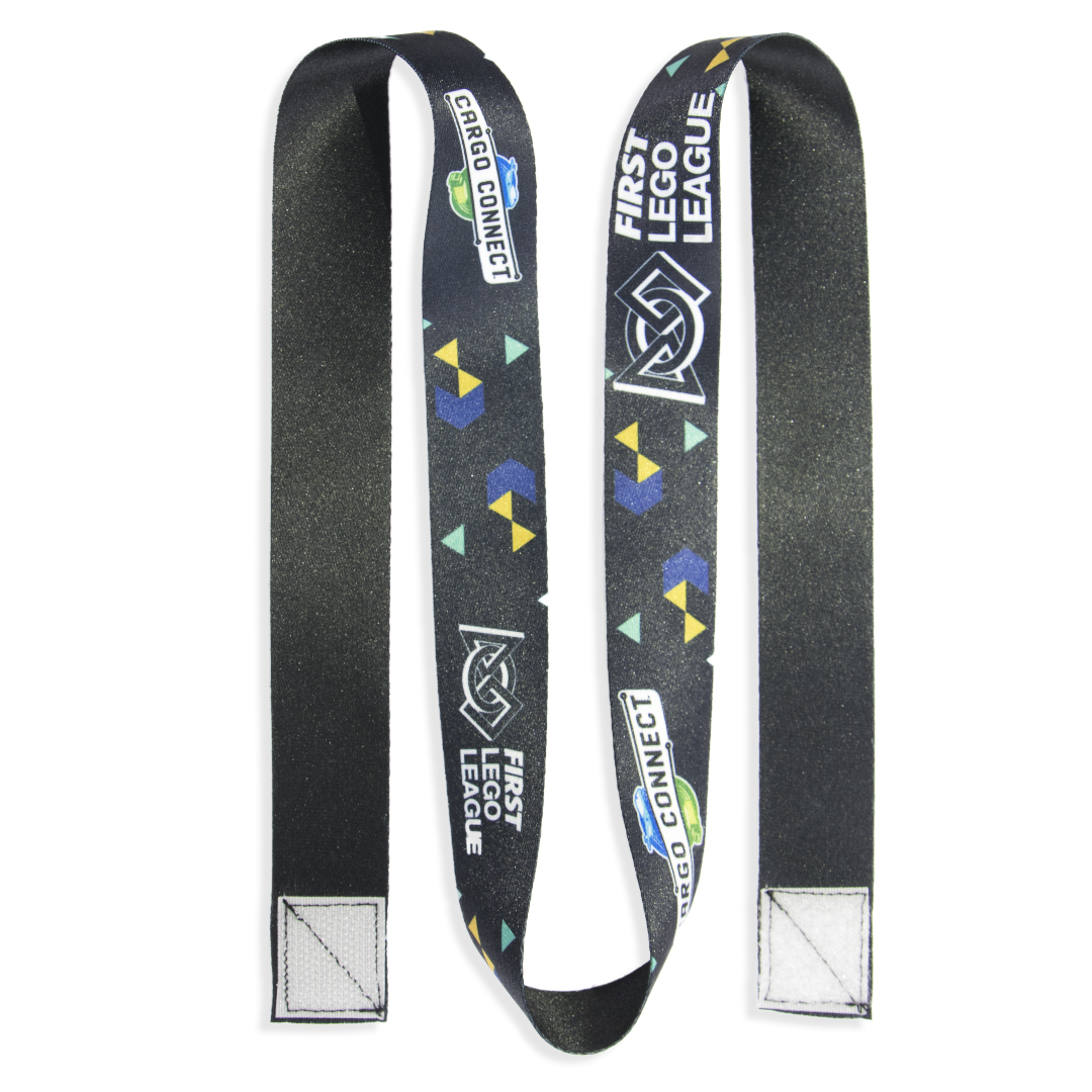 Visoko ločljiv barvni tisk na trajnem poliestrskem materialu.