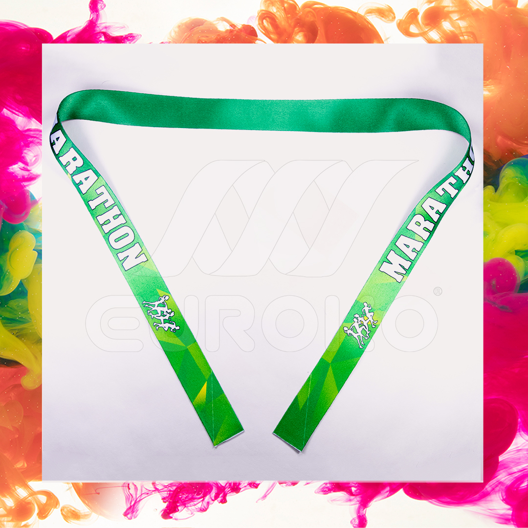 Živahni polnobarvni tisk na visokokakovostnem sijočem poliestru.