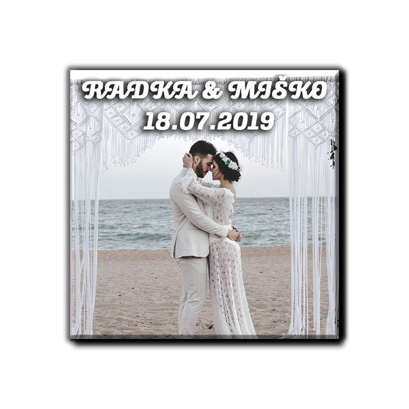 Ustvarite nepozabno darilo za poroke, obletnice in posebne trenutke.