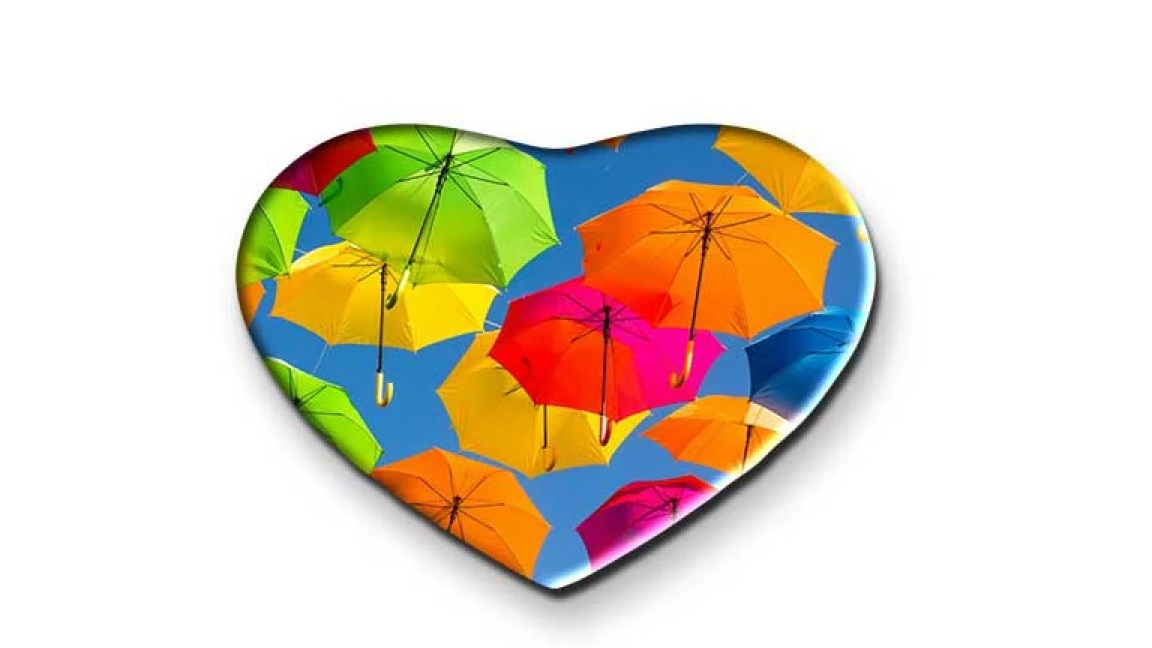 Kompaktna velikost s sijajnimi barvami za maksimalen učinek.