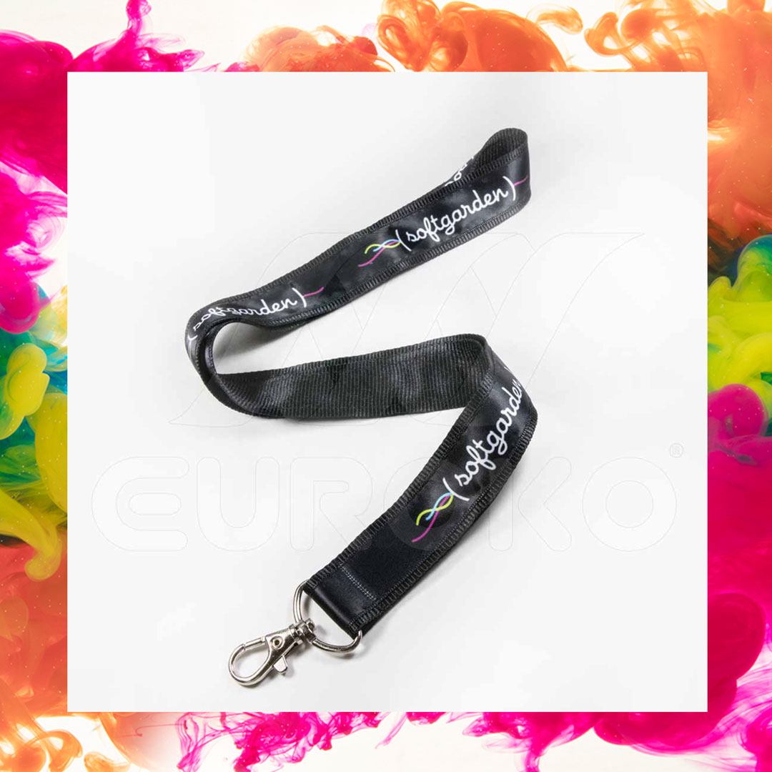 Popoln barvni potisk vašega logotipa na sijajoči satenski površini.