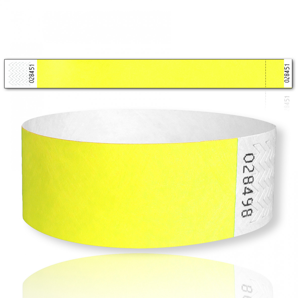 Vodoodporen in odporen TYVEK material za maksimalno varnost.