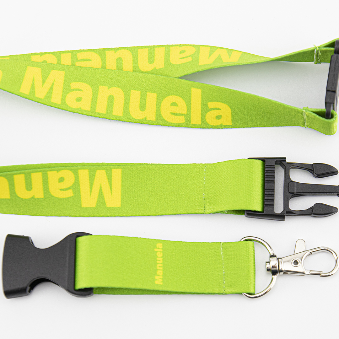 Vodoodporen material za dolgotrajno uporabo pri aktivnih otrocih.