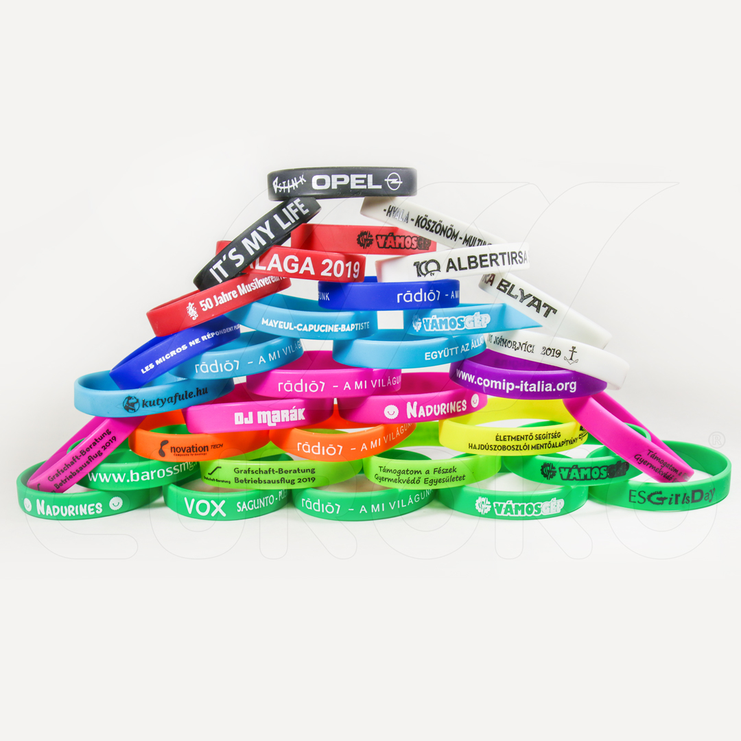 Popolnoma prilagodite zapestnice z vašim logotipom in sporočilom.