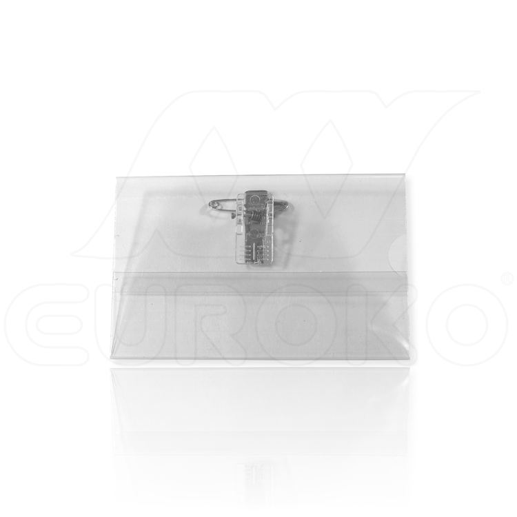 Dvojna pritrditev s sponko in iglo za varno nošenje na vseh oblačilih.