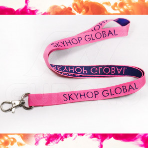 Tkani ovratni trak s karabinom 20 mm