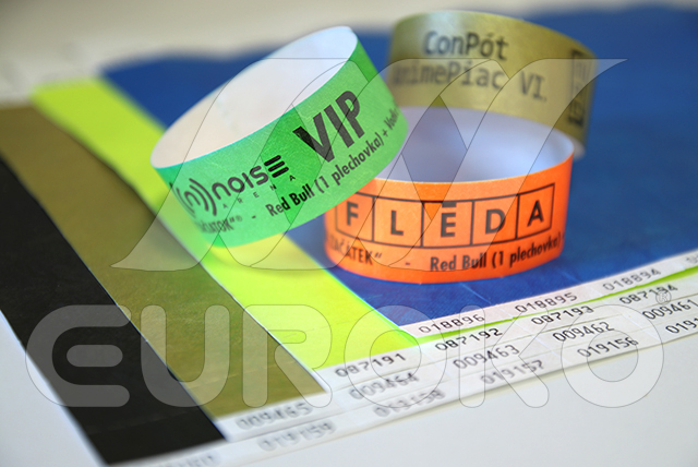 Širša površina omogoča izrazito blagovno znamčenje in več informacij.