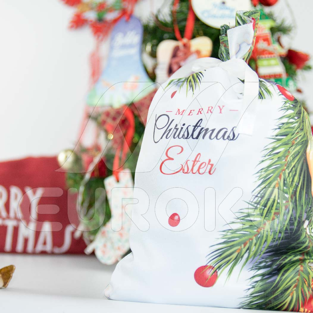 Kakovosten material zagotavlja živahen in trajen tisk vaše personalizacije.